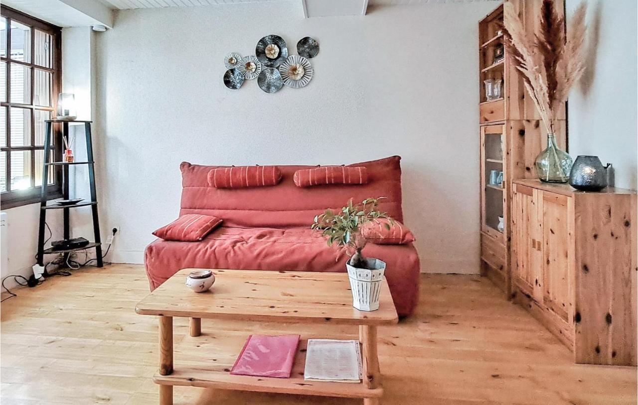 1 Bedroom Lovely Apartment In Гранкам-Мези Екстериор снимка